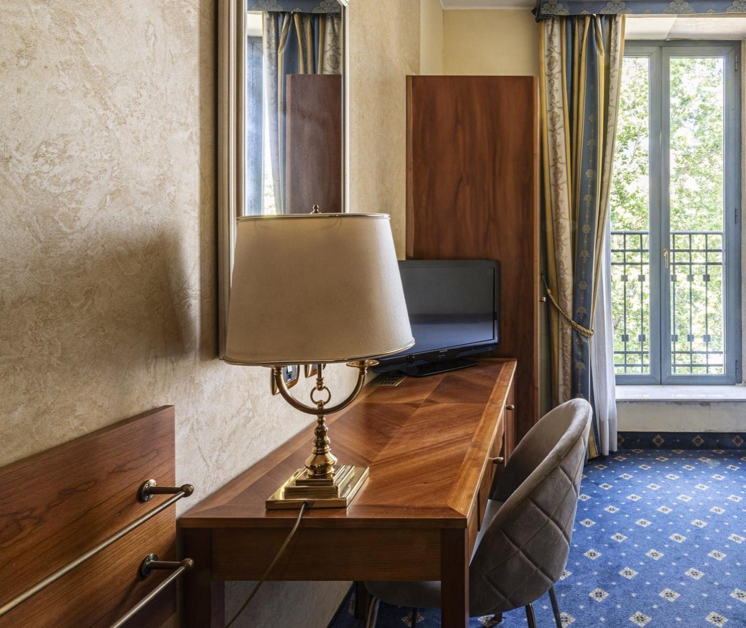 Boutique Hotel Dieci Milan Luaran gambar