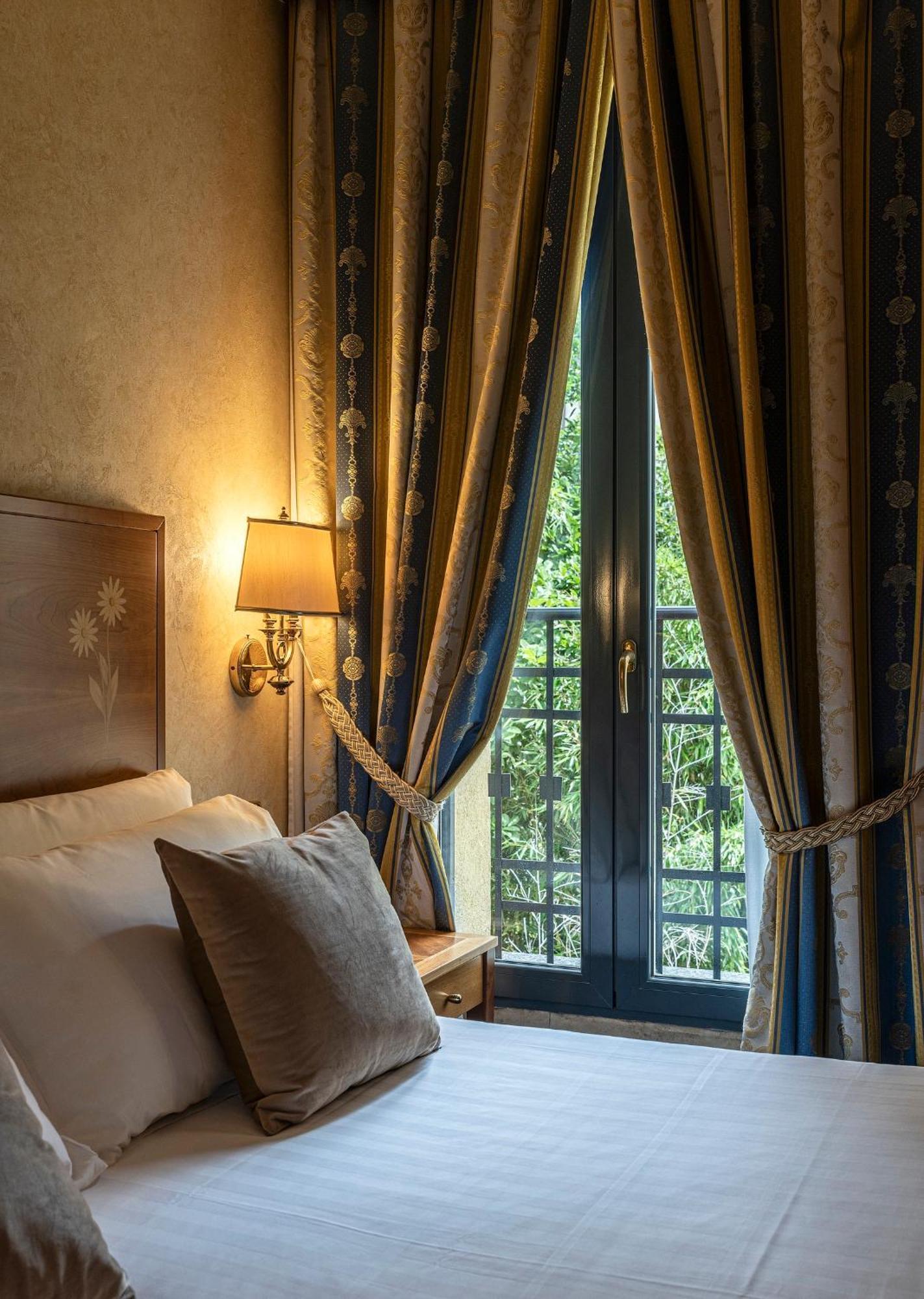 Boutique Hotel Dieci Milan Luaran gambar